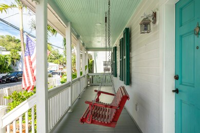 Front porch swing