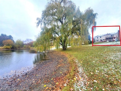 34730 Bunker Hill Dr, Farmington Hills, MI 48331 - photo 2