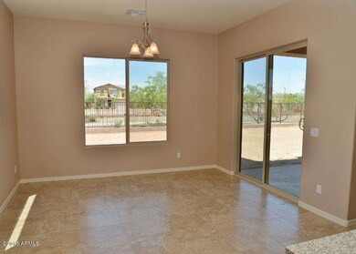 Lot 9 - Breakfast Nook (800x572)