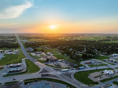 1 Ash Ave, Wagoner, OK 74467 - photo 7