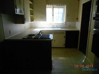 2242 Marlow Rd, Toledo, OH 43613 - photo 5