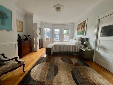 173 Davis Ave unit 5, Brookline, MA 02445 - photo 2