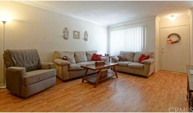 910 N Redding Way unit E, Upland, CA 91786 - photo 4