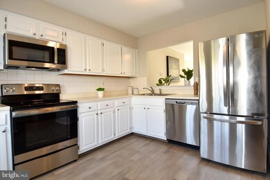 2713 Sweet Clover Ct unit 2713, Silver Spring, MD 20904 - photo 2