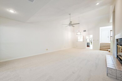 6820 Cypress Point N unit 22, Austin, TX 78746 - photo 6
