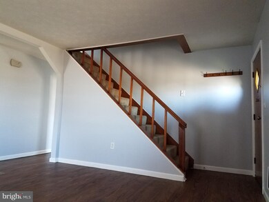 3211 Rosalie Rd, Halethorpe, MD 21227 - photo 2