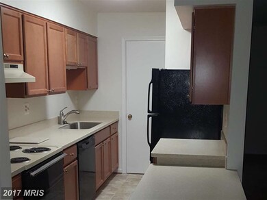 8353 Dunham Ct unit 641, Springfield, VA 22152 - photo 6