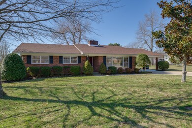 705 Dow Dr, Shelbyville, TN 37160 - photo 2