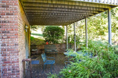 3752 Parks Rd, Union City, TN 38261 - photo 5