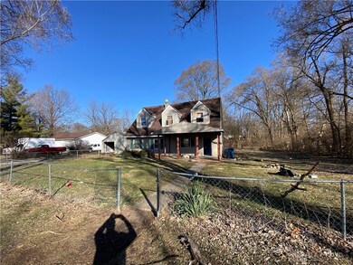 6220 Apache St, Dayton, OH 45424 - photo 2