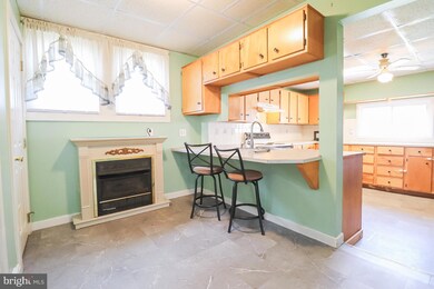 2 Wistar St, Claymont, DE 19703 - photo 7