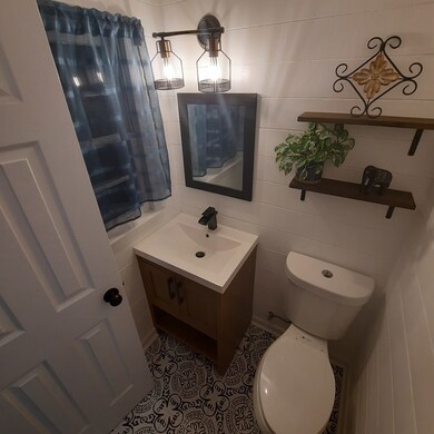 2214 Willingham Dr, Albany, GA 31721 - photo 4