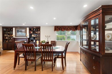 110 Sweetbriar Dr, Cranston, RI 02920 - photo 6