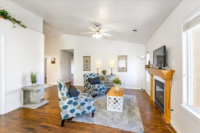 22-51 Canterwood Dr-22