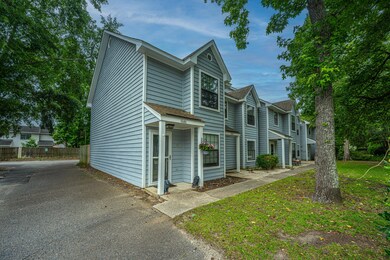 1686HuntersRunDr001