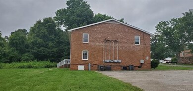 1024 Avondale Rd, Lowell, NC 28098 - photo 2