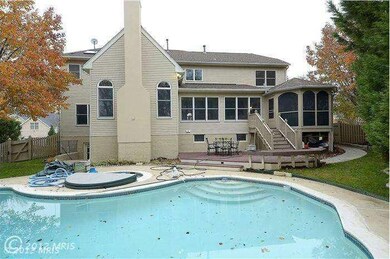 12705 Autumn Crest Dr, Herndon, VA 20171 - photo 3