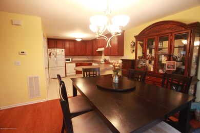 8 Saint Paul Ct, Tinton Falls, NJ 07712 - photo 6