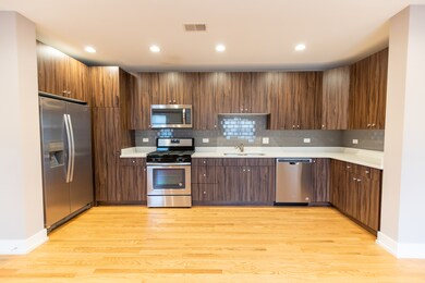 3433 S Indiana Ave unit 301, Chicago, IL 60616 - photo 4