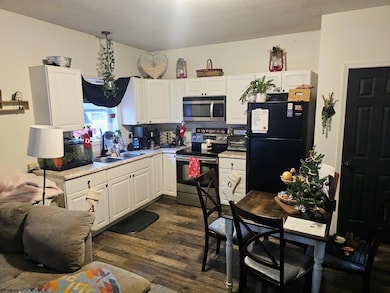 82 Red Oak Dr, Albright, WV 26519 - photo 3