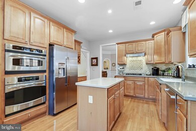 6889 Tred Avon Place, Gainesville, VA 20155 - photo 2