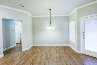 9804 Avenue V unit A, Lubbock, TX 79423 - photo 7