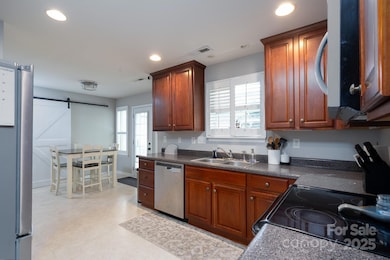 7644 W Berkeley Rd, Denver, NC 28037 - photo 2