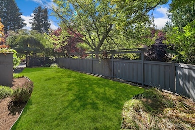 18704 58th Ave NE, Kenmore, WA 98028 - photo 3