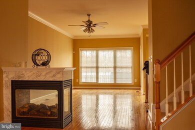 16444 Steerage Cir, Woodbridge, VA 22191 - photo 7