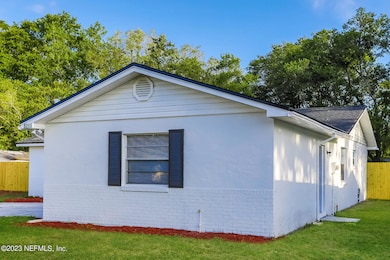 8203 Ireland Dr, Jacksonville, FL 32244 - photo 3