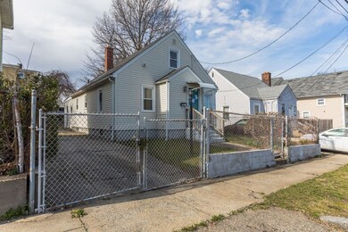 141 Byfield St, Providence, RI 02905 - photo 2