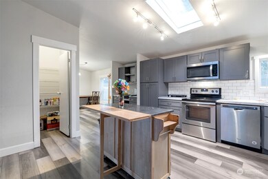 9013 220th Street Ct E, Graham, WA 98338 - photo 2