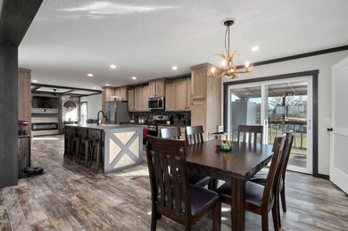 15650 Lawrence 1160-16