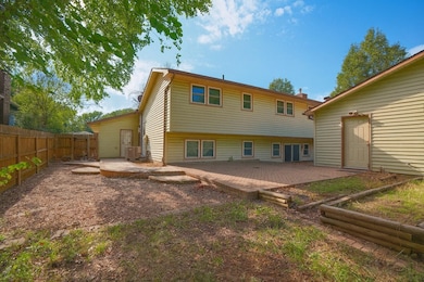 208 E Derby Hills Dr, Derby, KS 67037 - photo 2