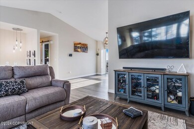 06-Living Room_ELI01473