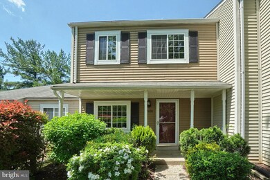 11438 Herefordshire Way, Germantown, MD 20876 - photo 3