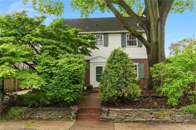 429 Robin Rd, Allentown, PA 18104 - photo 2