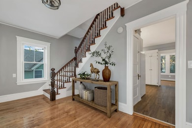 21 Madison St, Portsmouth, NH 03801 - photo 4