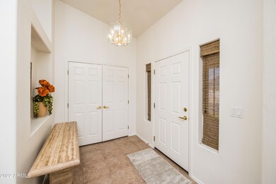 003_Foyer