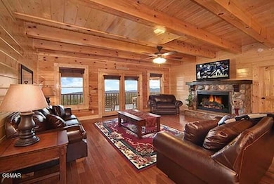 2315 Top of The World Dr, Sevierville, TN 37876 - photo 2