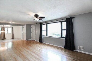 10219 W 55th St, Shawnee, KS 66203 - photo 4