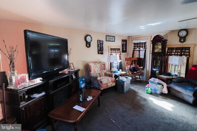 411 W 7th St, Lansdale, PA 19446 - photo 6