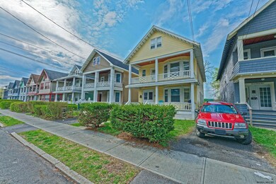 730 Myrtle Ave, Albany, NY 12208 - photo 3