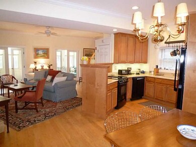34 Catherine St unit The Cottage, Newport, RI 02840 - photo 3