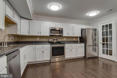 2919 Williamsburg Ct, Woodbridge, VA 22191 - photo 6