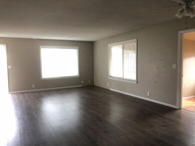 1884 NW Hawthorne Ave, Grants Pass, OR 97526 - photo 6