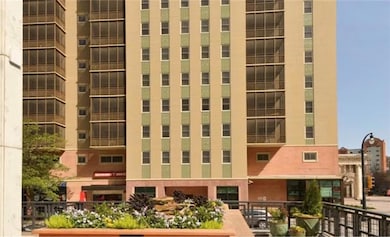 Peachtree Towers Condominiums unit 5M, Atlanta, GA 30308 - photo 3