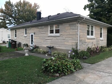 7914 Smyrna Pkwy, Louisville, KY 40228 - photo 5