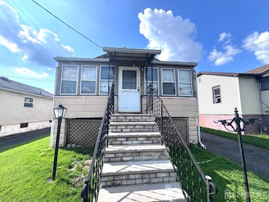 28 Silzer Ave, Iselin, NJ 08830 - photo 2