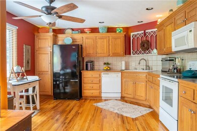 915 N Gunnison Way, Lawrence, KS 66049 - photo 7